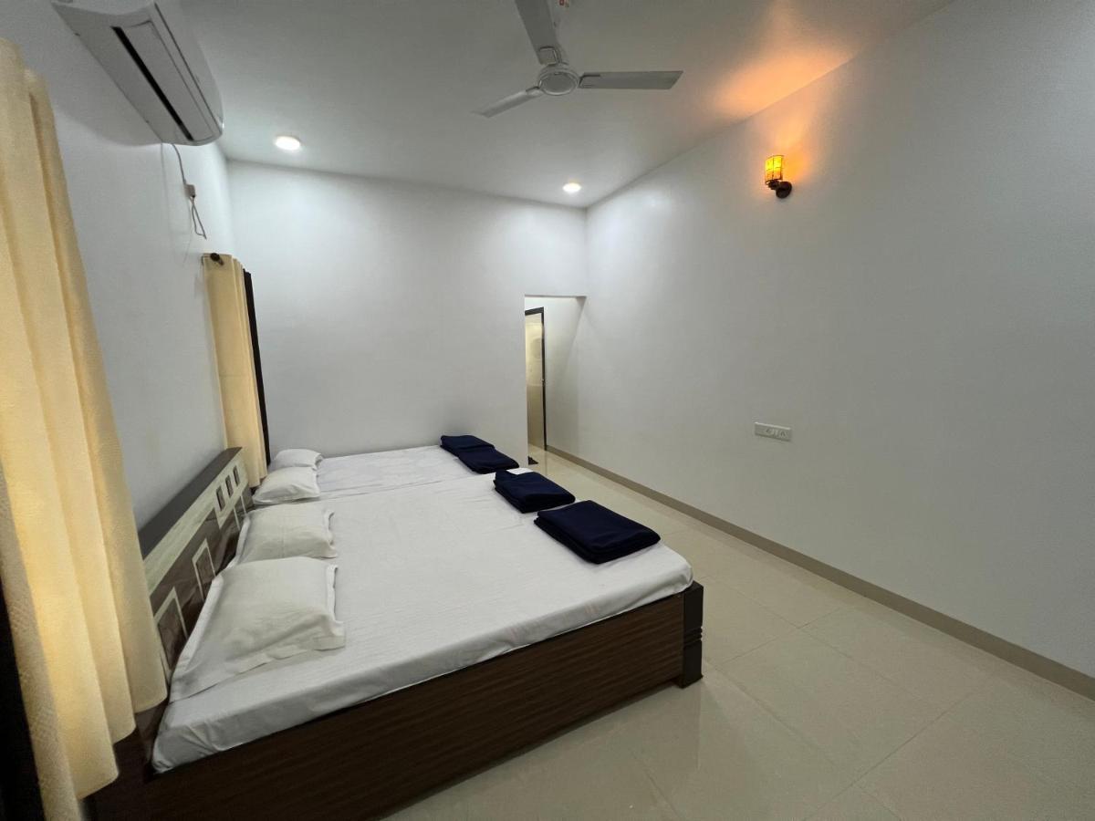 Homestay Iira Stays: Ocean Bliss *
