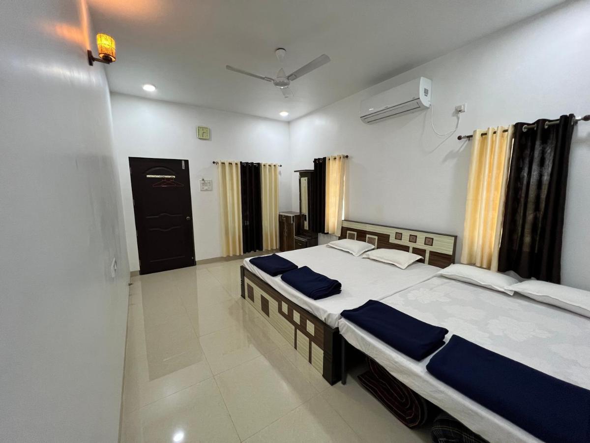 Iira Stays: Ocean Bliss Homestay