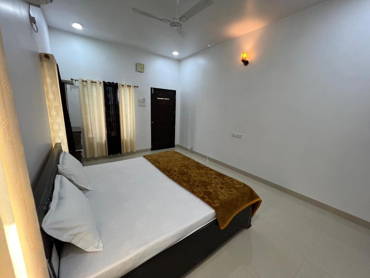 Homestay Iira Stays: Ocean Bliss Alibag